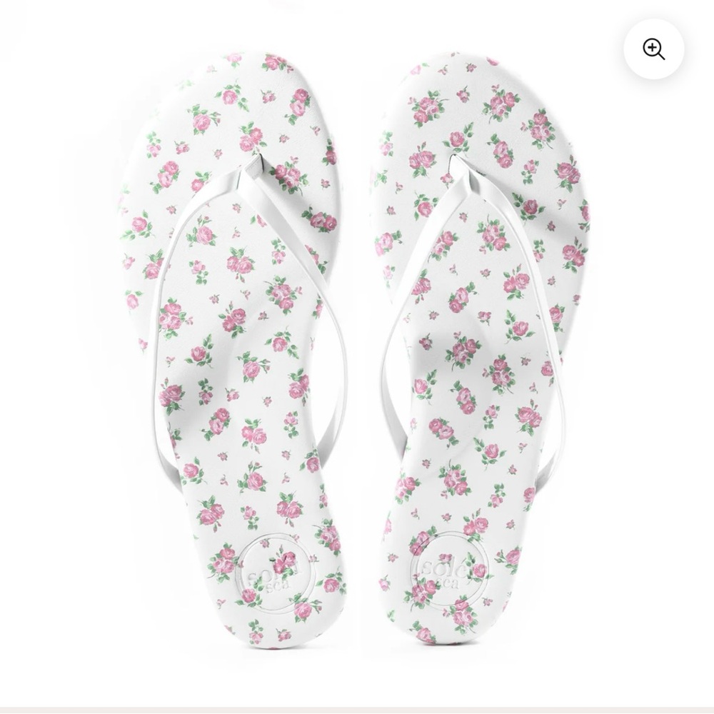 Solei Sea Indie white/pink floral sandal flip flop size 11 New